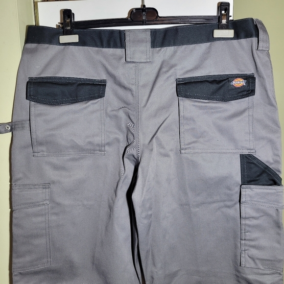 ❤ 3 For $35 Dickies relaxed fit straight leg utility cargo workwear pants 38x34 - Picture 6 of 11